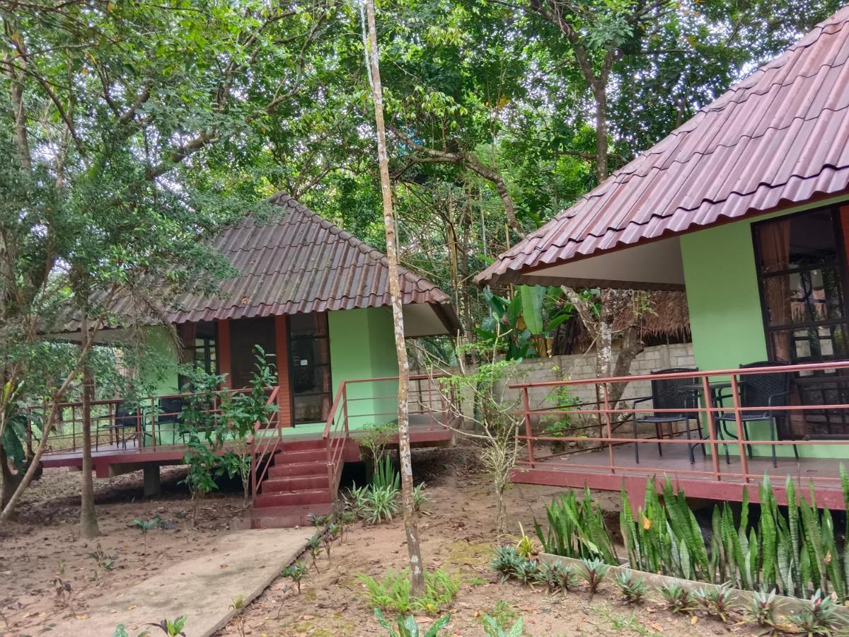 Khao Sok River & Jungle Bungalow Khao Sok National Park Esterno foto