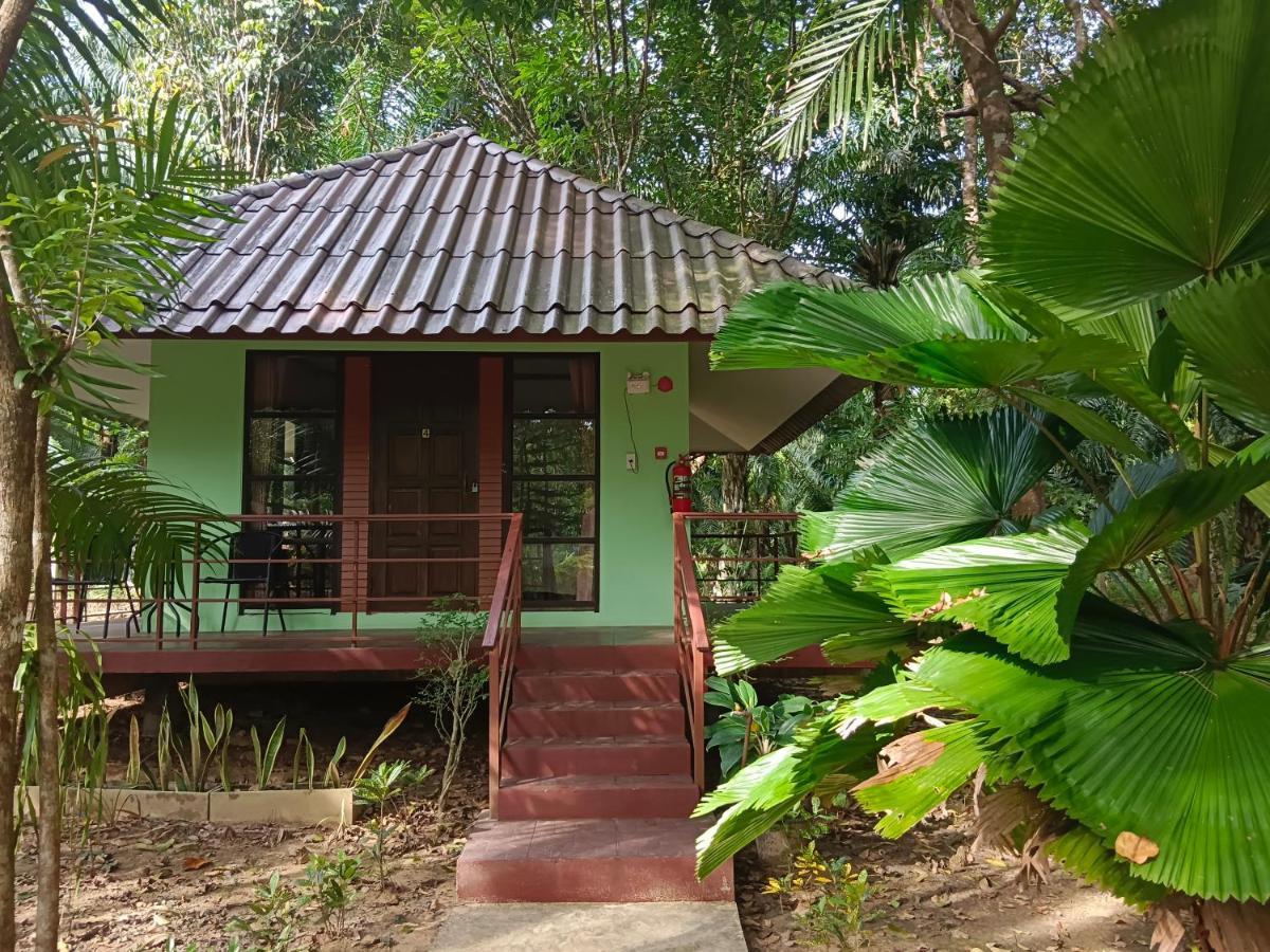 Khao Sok River & Jungle Bungalow Khao Sok National Park Esterno foto